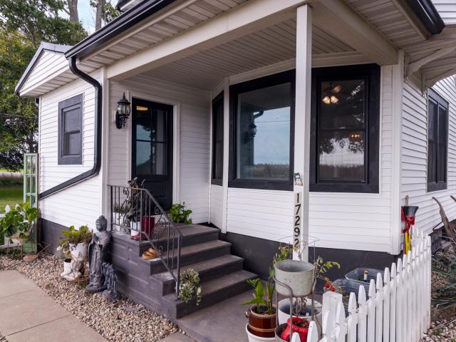 House for sale in Heyworth, McLean County
