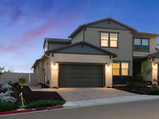 Condo for sale in Poway, California