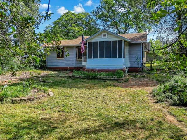 House for sale in Shasta, California