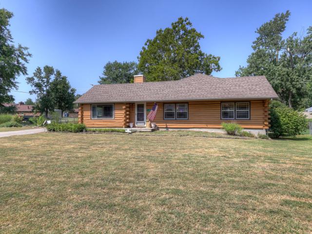 House for sale in Carthage, Missouri