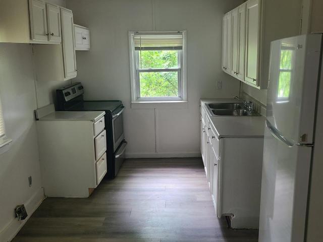 House for sale in Roselawn, Ohio