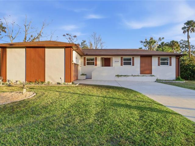 House for sale in Crystal River, Florida