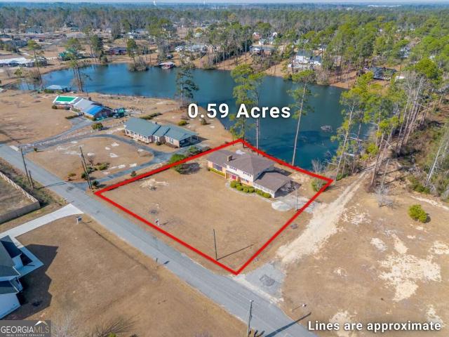 House for sale in Douglas, Coffee County