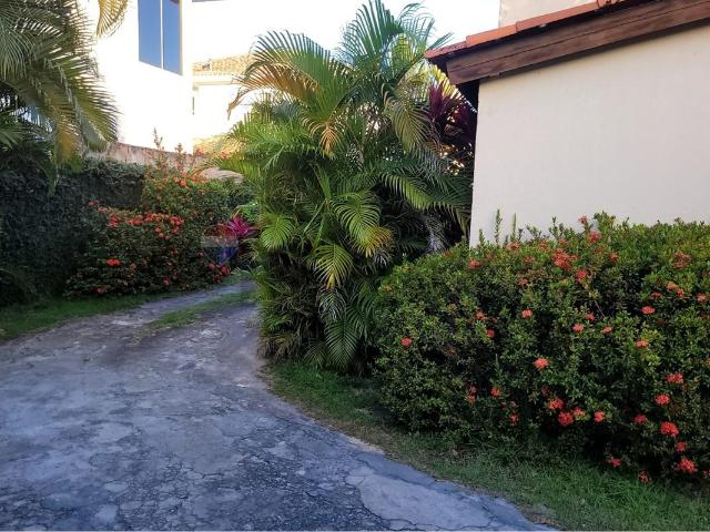 Casa aluguel em Região Geográfica Imediata de Salvador, Região Metropolitana de Salvador
