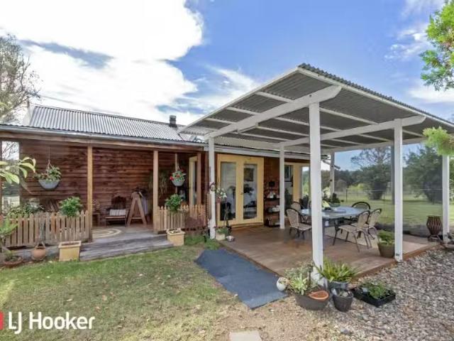 House for rent in Halls Creek, New South Wales
