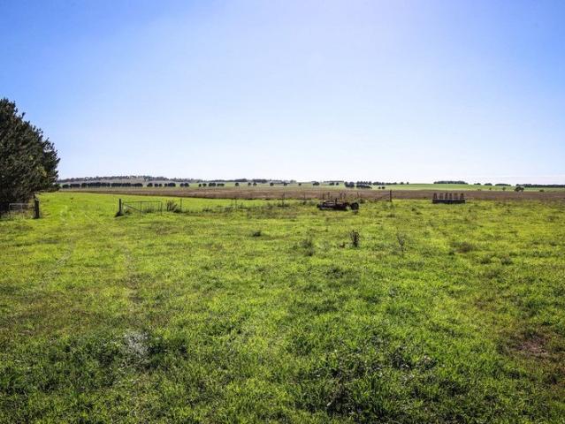 Cottage for sale in Tarago, New South Wales