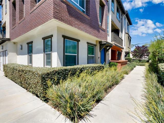 Townhouse for sale in Covina, California
