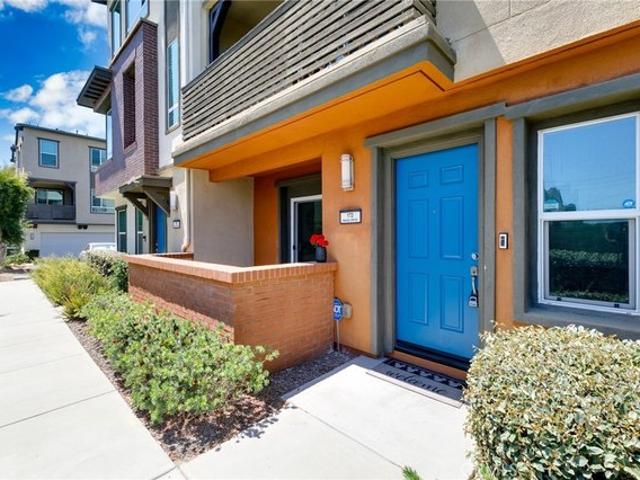 Townhouse for sale in Covina, California