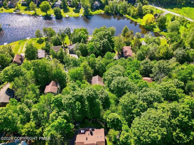 House for sale in Lake Ariel, Pennsylvania