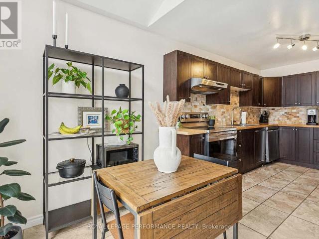 Townhouse for sale in Mulhurst Bay, Ontario