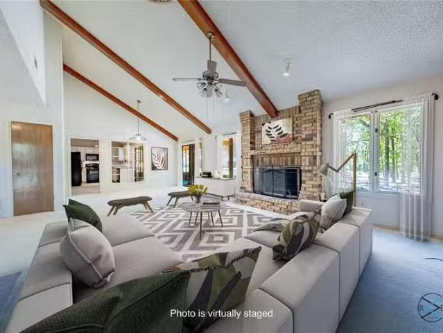 House for sale in Mabank