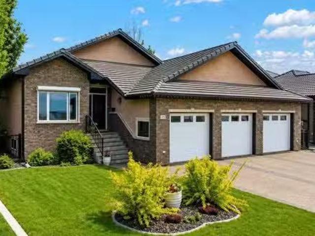 House for sale in Desert Blume, Alberta