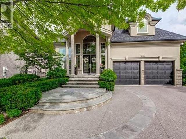 House for sale in Ancaster, Ontario