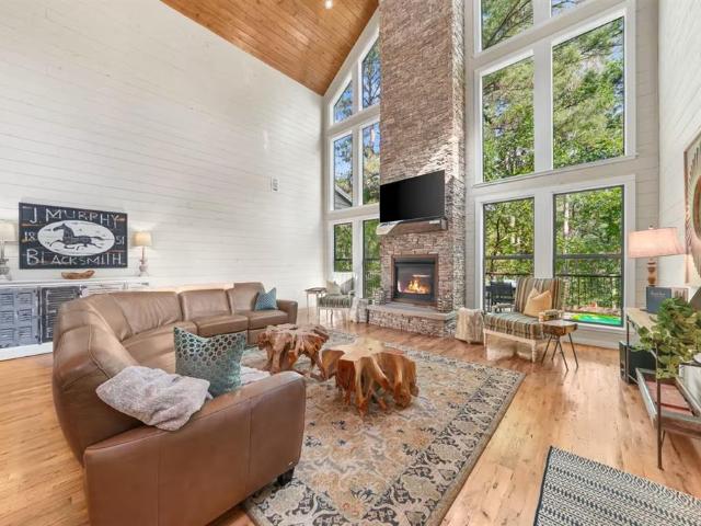 House for sale in Broken Bow, McCurtain County