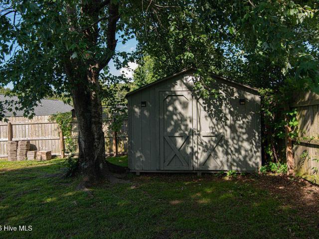 House for sale in Hubert, North Carolina