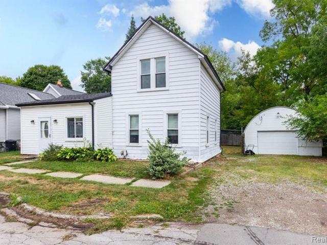 House for sale in Lapeer, Michigan