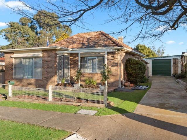 House for rent in Brisbane Grove, New South Wales