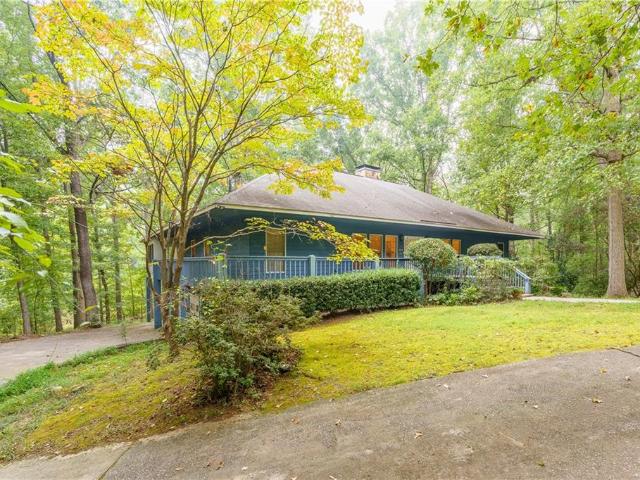 House for sale in Suwanee, Gwinnett County