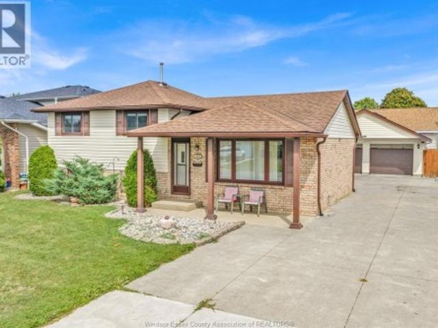 House for sale in Amherstburg, Ontario