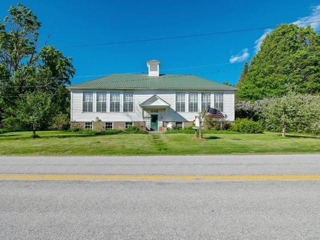 House for sale in Isle La Motte, Vermont