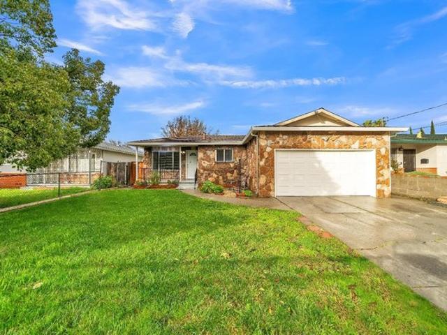House for sale in Pittsburg, California