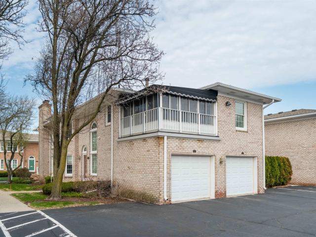 Condo for sale in Saint Clair Shores, Michigan