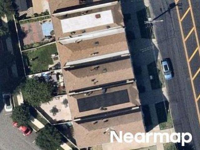 House for sale in Queens, Arverne