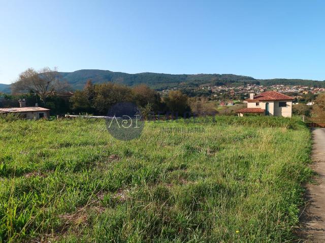 Terreno en venta en O Lousado, Vigo