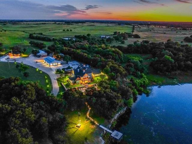 House for sale in Bosque, Texas