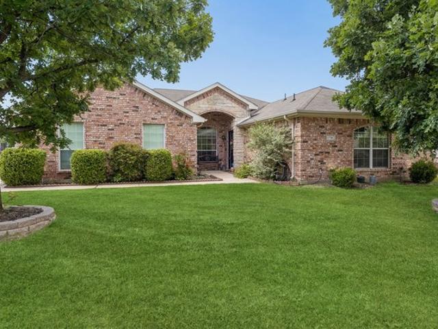 House for sale in Ellis, Texas