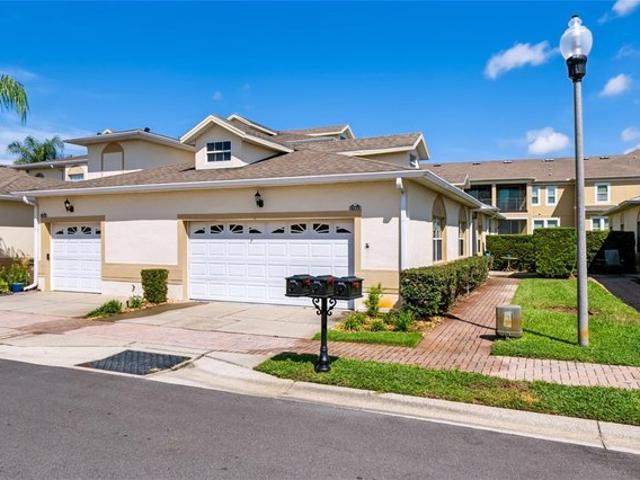 Townhouse for sale in Clermont, Florida