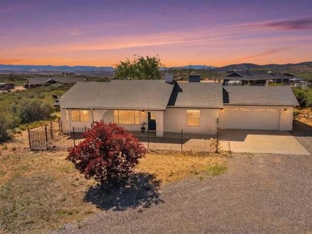House for sale in Dewey, Arizona