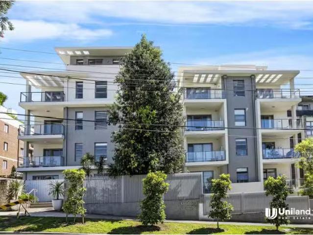 Apartment for rent in Lower North Shore, Sydney