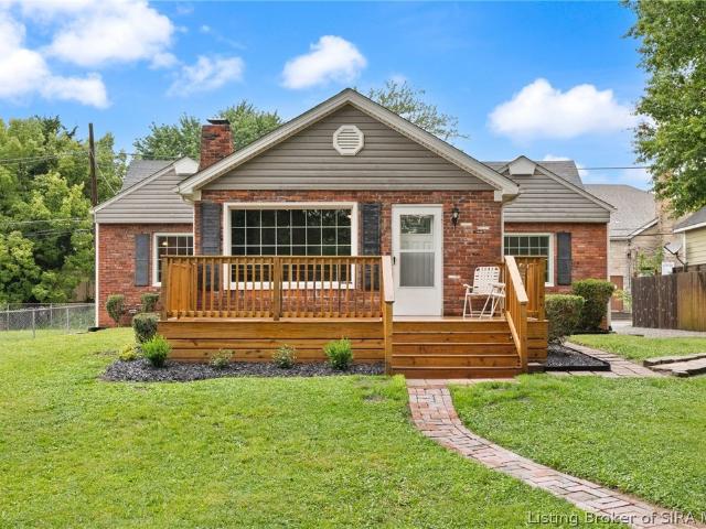 House for sale in New Albany, Indiana