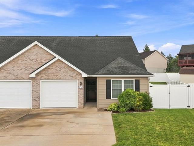 Townhouse for sale in Virginia
