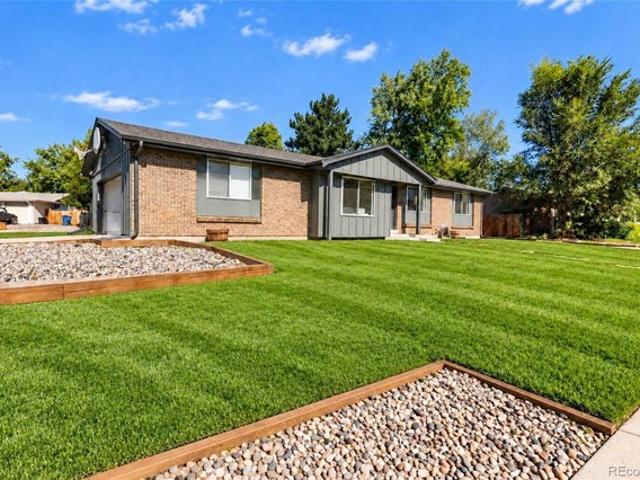 House for sale in Lakewood, Jefferson County