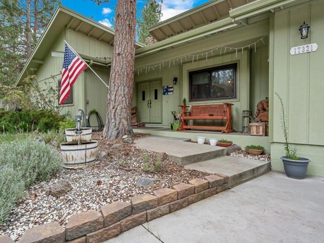 House for sale in Weed, California