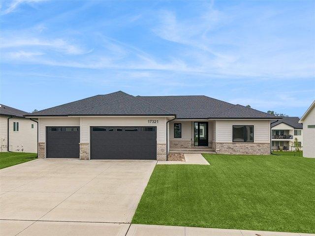 House for sale in Urbandale, Iowa