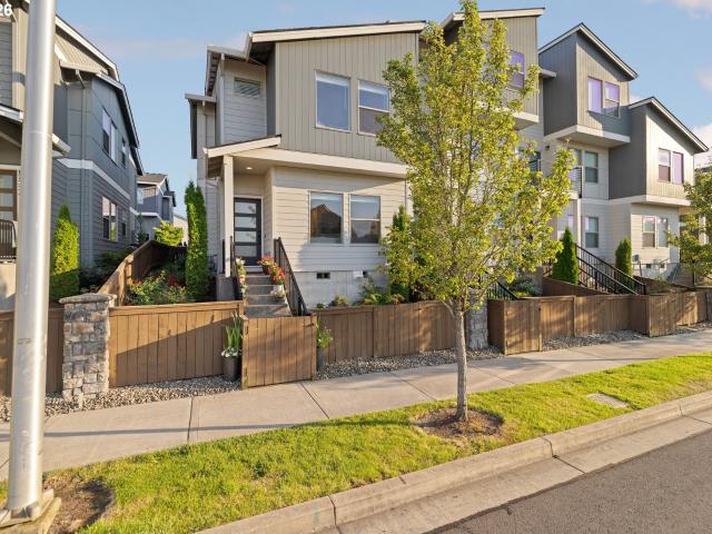 Townhouse for sale in Oregonia