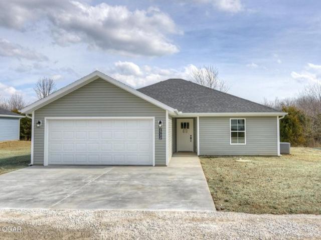 House for sale in Carthage, Missouri