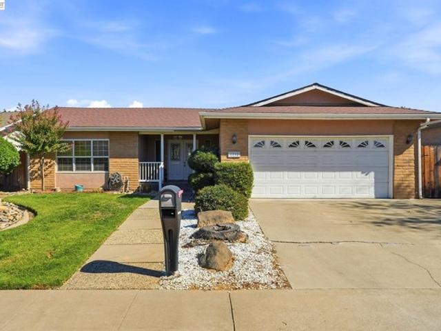 House for sale in Ceres, Stanislaus County