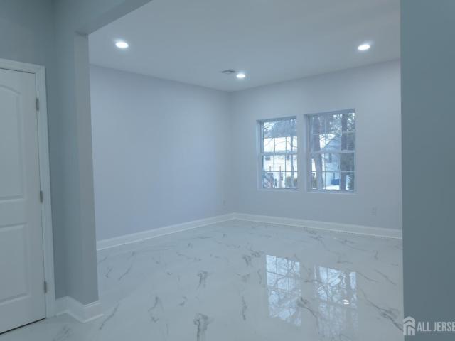 House for sale in Cliffwood, New Jersey