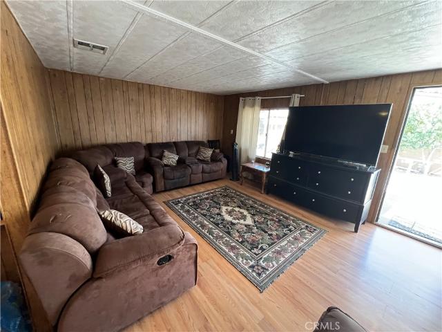House for sale in Fontana, San Bernardino County
