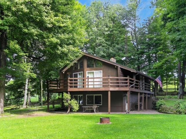 House for sale in Fredericktown, Ohio