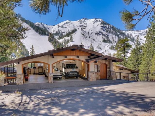 House for sale in Olympic Valley, California