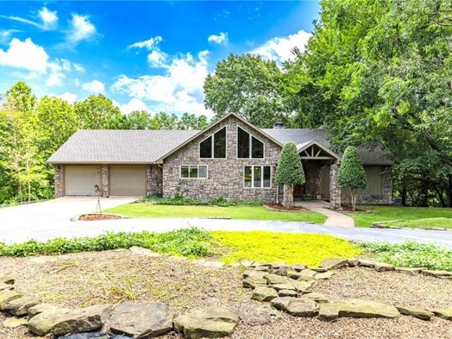 House for sale in Ark