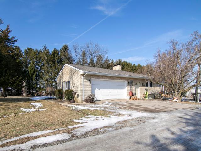 House for sale in Grant Park, Illinois