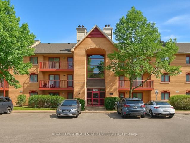 Condo for sale in Toronto, Golden Horseshoe