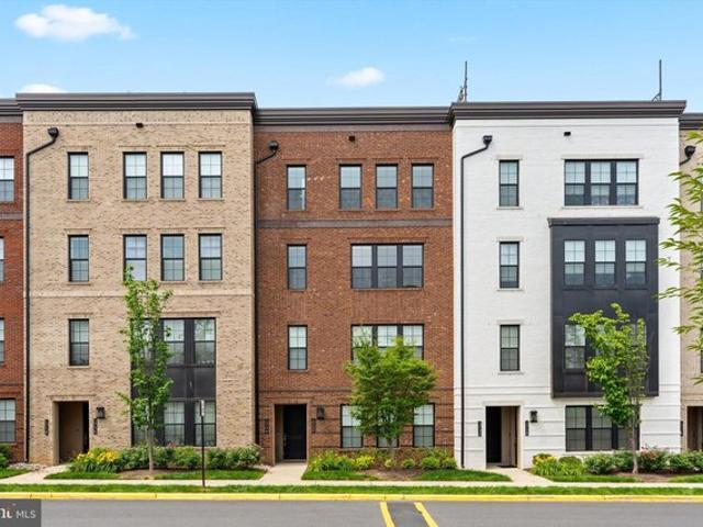 Condo for sale in Virginia