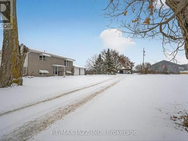Farm for sale in Methuen, Ontario